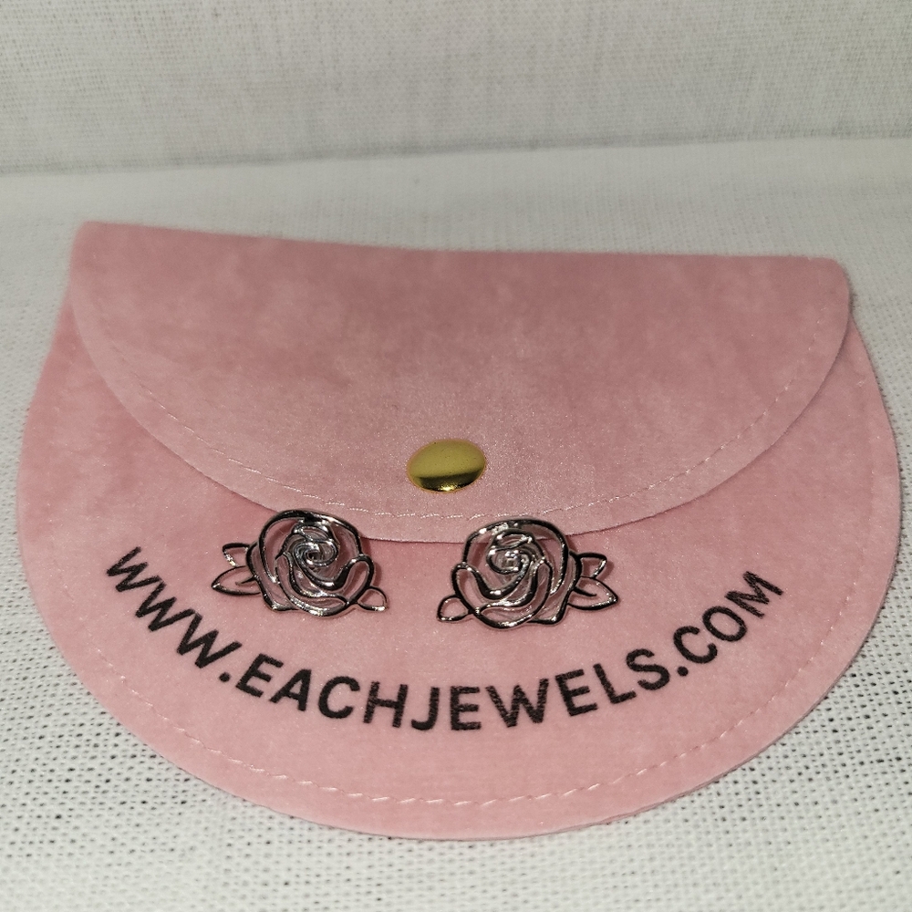 EACH Jewels Silver Rose Earrings Shohana Studs - Picture 3 of 5